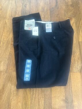 Dockers Men’s Easy Khaki Straight-Fit Pants - Black